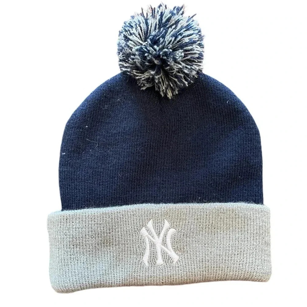 New York Yankees MLB Navy Grey Pom Cuffed Knit Beanie Winter Hat
